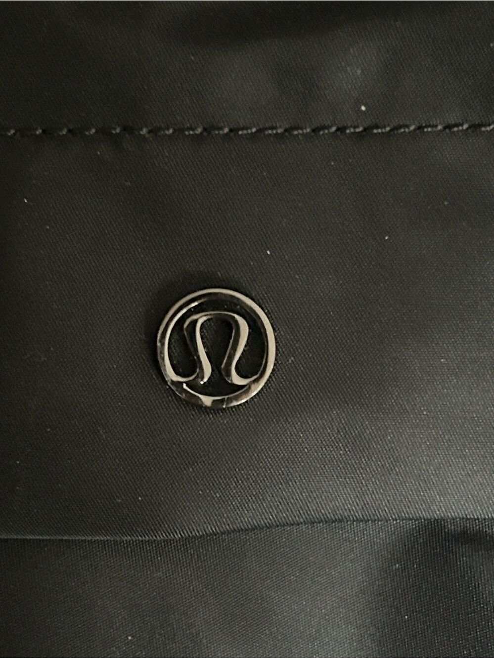 Lululemon Back to Me Bag 8.5L Convertible Backpack Crossbody in Black - Picture 7 of 11